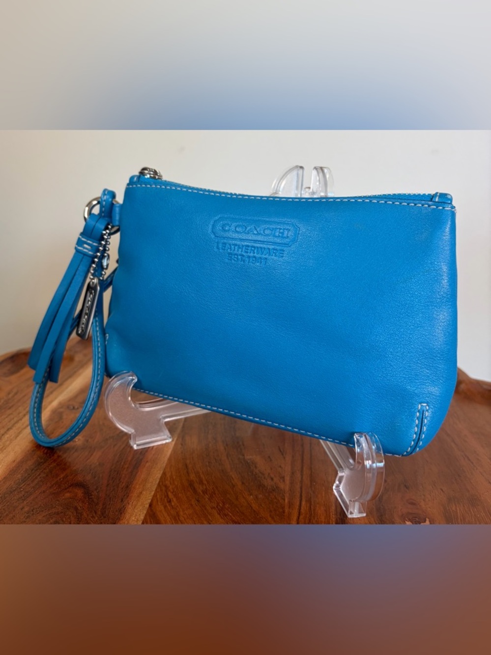 Coach Turquoise Blue Leather Wristlet Clutch EUC - Picture 4 of 16